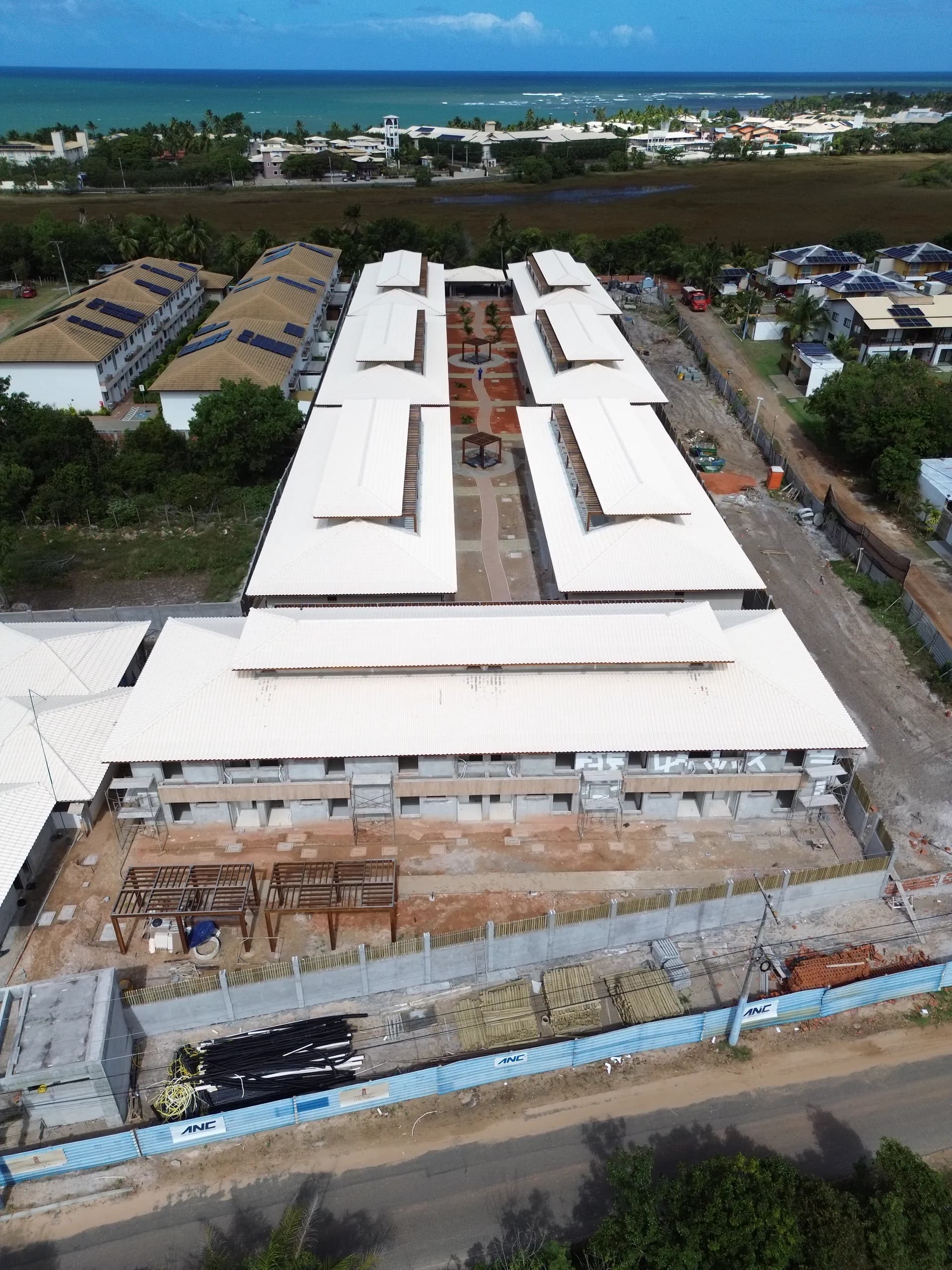 Avanço da obra, Eixo central do conjunto